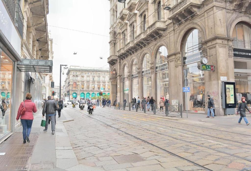 Trilocale In Piazza Duomo Apartment มิลาน ภายนอก รูปภาพ